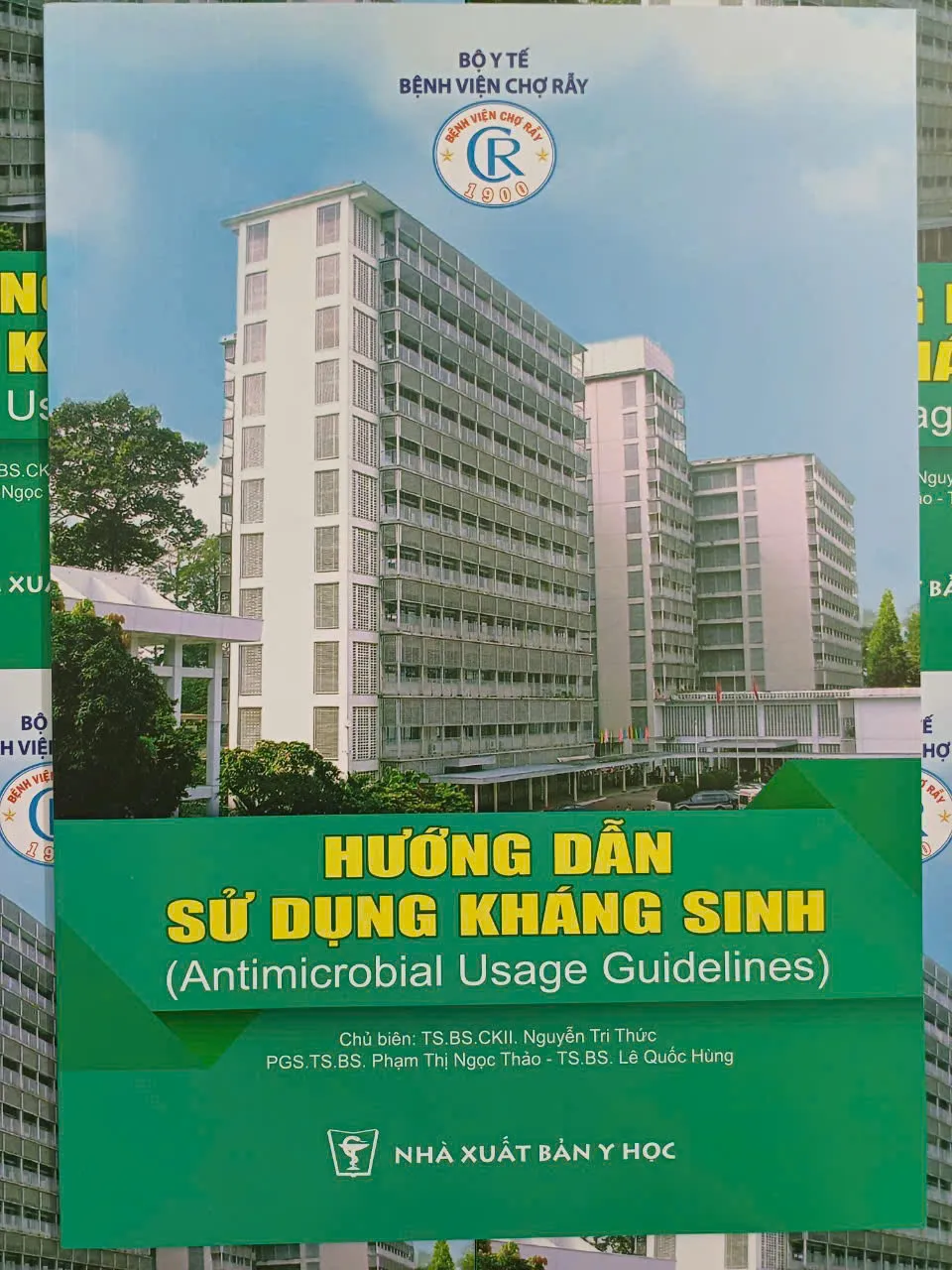 tài liệu sách HƯỚNG DẪN SỬ DỤNG KHÁNG SINH BỆNH VIỆN CHỢ RẪY MỚI NHẤT